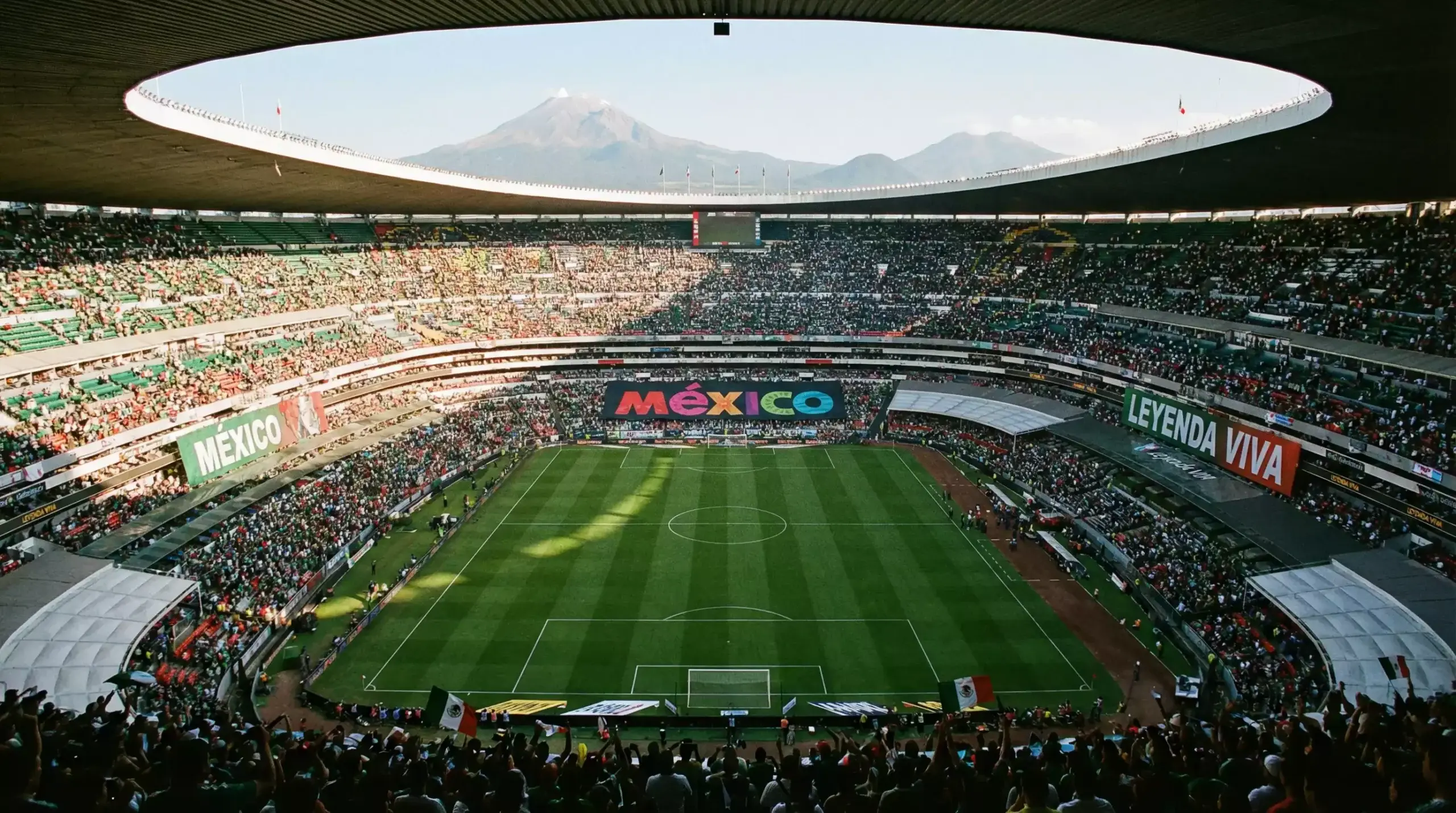 Az Estadio Azteca Mexikóvárosban, a VB 2026 nyitómeccsének legendás helyszíne